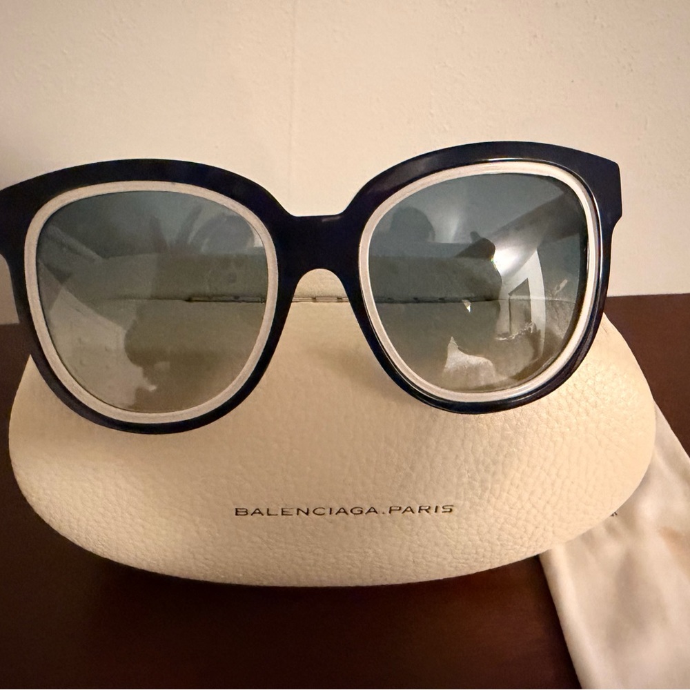 Balenciaga Women's Glasses in Navy and Ivory